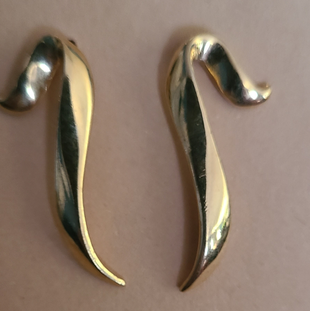 Goldtone pierced earrings
